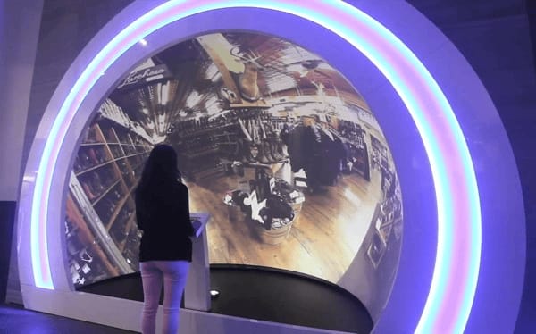 多屏觸控互動(dòng)，打造沉浸式展覽空間