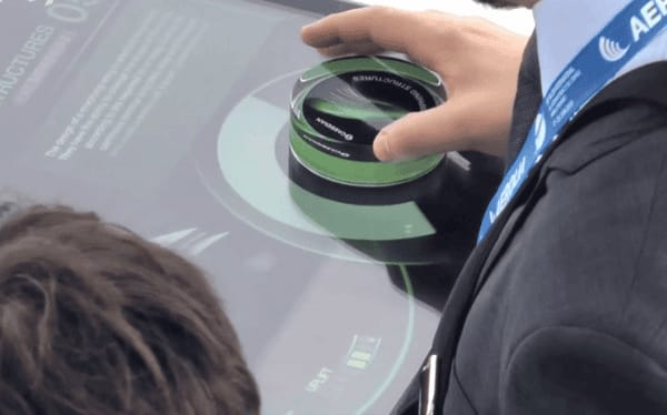 革命性的多點(diǎn)觸控旋鈕技術(shù)：近場(chǎng)感應(yīng)系統(tǒng)